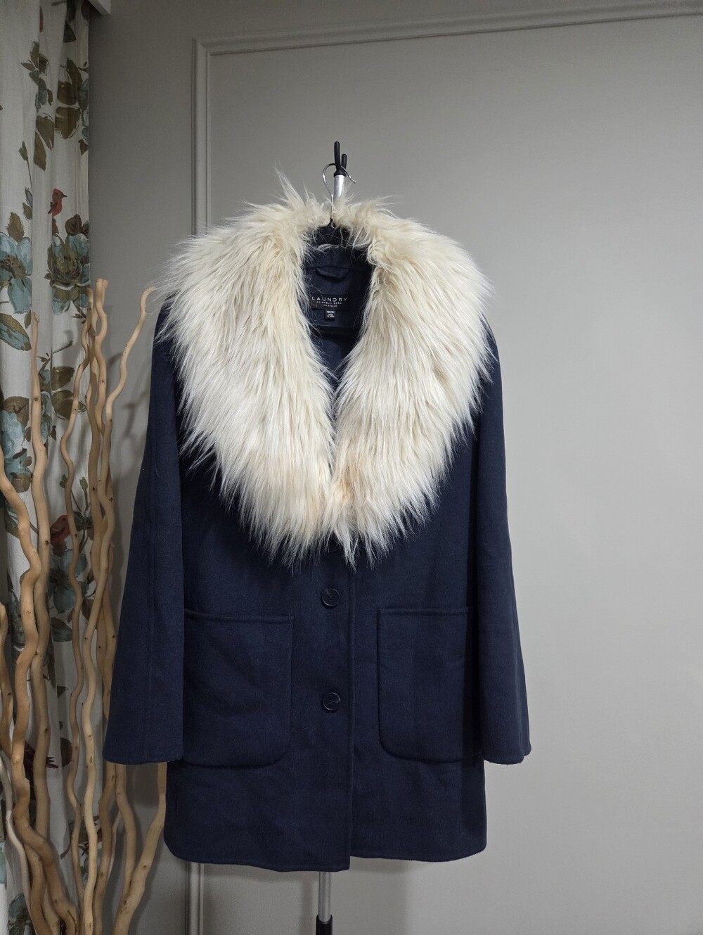 Laundry By Shelli Segal Navy Pea Coat with Cream Faux-Fur Shawl Collar Sz.M (Q5)